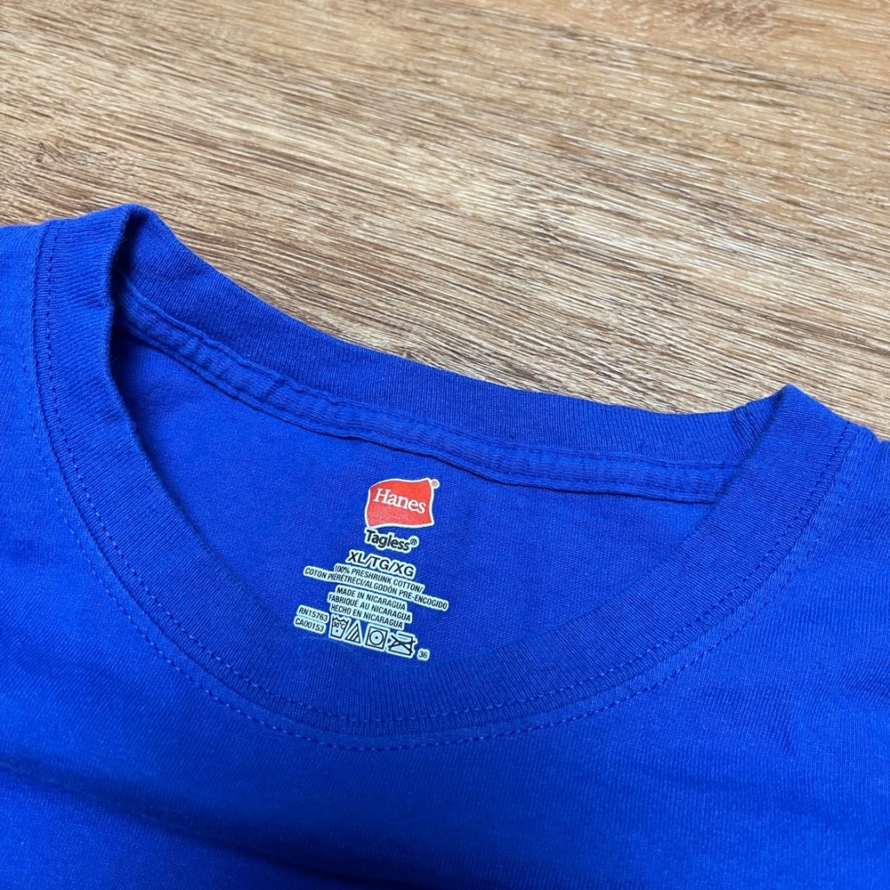Graphic tee - Picture 3 of 4